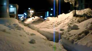 2012年2月11日 DNビル前の雪(長岡市)