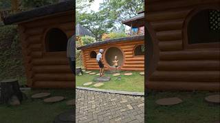 Ucup melongo mau masuk rumah kayu ada yang ngehalangin#Comedy