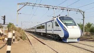 20706 Jalna Vande Bharat Express High Speed Passing Through Station Mumbai-jalna