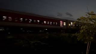 RAW ACCELERATION BY WAP7 - 12798-CTO-KCG VENKATADRI SF EXPRESS AT TIRUPATI OUTER  #wap7 #lhb #ir