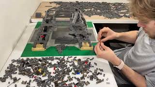Lego Eiffel Tower - Timelapse