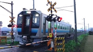 【2022/05/07･GV-E400系】中小国駅を発車していく津軽線344D(三厩→蟹田･終電)