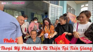 Thoại Mỹ Ra Tay Đổ Bánh Xèo Tại Chùa Long Phan Trong Chuyến Đi Phát Quà Từ Thiện Tại Tiền Giang