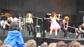Alexis Jordan performing How You Like Me Now - 18.06.11♥