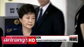 Prosecutors interrogate former President Park Geun-hye at detention center