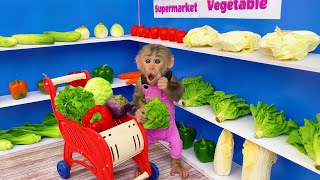 Bu Bu buy vegetables at the supermarket and makes a salad