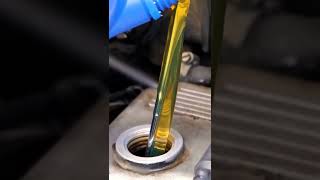 {كيفية إضافة زيت موتور السيارة {بدون قمع_How to add car motor oil {without funnel}