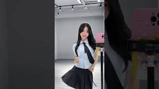 dancing girl 学生装小姐姐跳舞