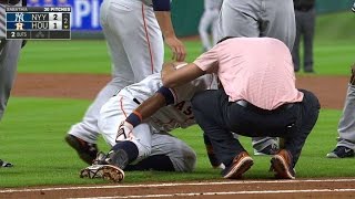 NYY@HOU: Valbuena takes a spill and leaves the game