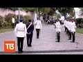 Gabriel Boric recibe por primera vez honores de la Guardia de Palacio