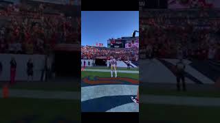 49er Deebo Samuel Play catch with fans vs Broncos 2022