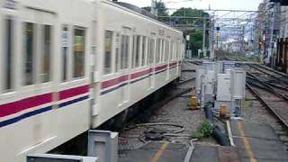 京王6000系（6714F）　各駅停車橋本行き発車　調布にて