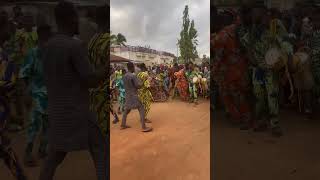 Rencontre en ce jour à Ouidah #culture  #egoun #egoungoun  #africa  #dance  #traditional