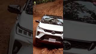 Nova Toyota sw4 diamond está para ser lançada no Brasil! quanto vai custar ?