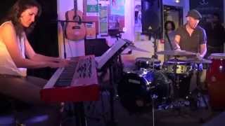 Cathy Escoffier duet piano/drums - SOLEIL NOIR (Escoffier)