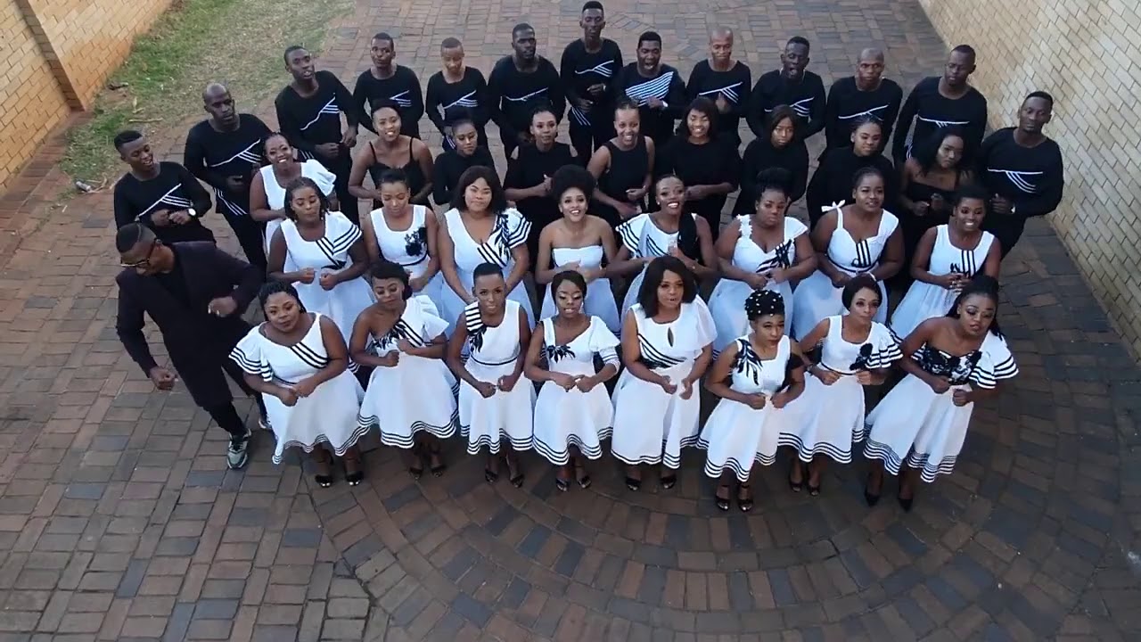 Umlazi Gospel Choir - Umoya Wenkosi Ukhona - YouTube