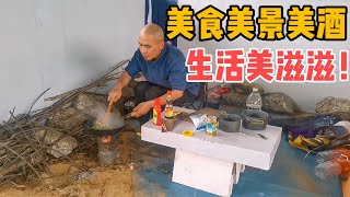 小伙骑行三亚住桥洞里，花八块做一道美食太下饭，一人吃掉一锅饭【一骑红尘浪八方】