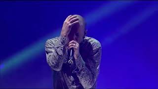 Linkin Park Performs "Breaking The Habit" Live at Birmingham 2017 (Chester's last concert)