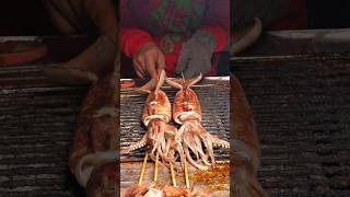 Instant whole grilled squid, a must-eat when in Taiwan