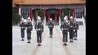 忠烈祠陸軍儀隊六人槍法表演