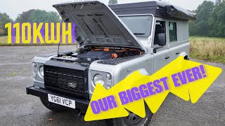 How To Charge the 2nd Biggest Battery Pack on UK Roads. 110kWh ELECTRIC LAND ROVER DEFENDER KIT.