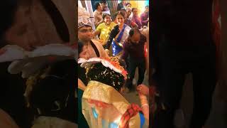 বিয়ের বর কনের সাথে নাচ#shorts#hindumarriage