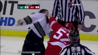 Ryane Clowe vs Jonathan Ericsson Feb 11, 2010