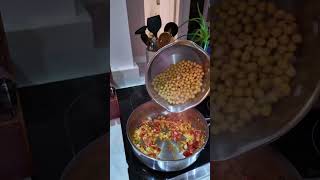 Cook with me | Boil \u0026 Fry channa (chickpeas) #guyanese #caribbeanfood #quickrecipes #danielfast