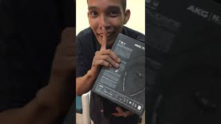 Unboxing of AKG N200 wireless