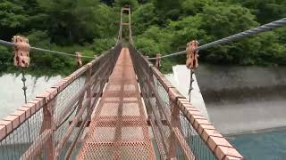 長野県上村川に掛かる川合吊り橋