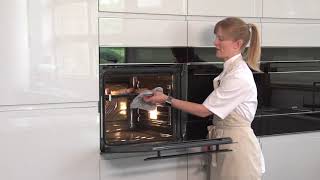 How use the fan grill cooking function in SMEG oven