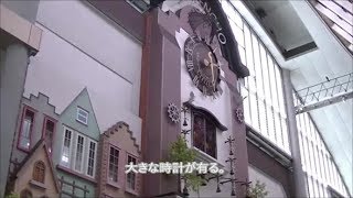 福岡天神新天町商店街。