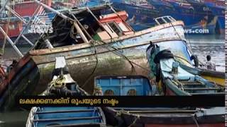 Sea Storm destroys boats in Kozhikode , Puthiyappa harbour