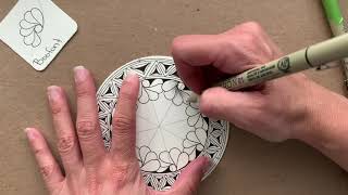 How to draw the Zentangle®️ patterns Zigoli, Boofont, and Diva Dance.