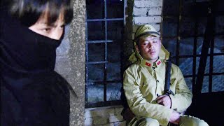 少女用縮骨功潛入日軍營地，悄無聲息暗殺日軍!