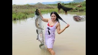 Beautiful Girl Fishing   Amazing Fishing at Battambang   How To Catch Fish By Hand Part 68