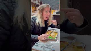 Americans Try haggis in Scotland! 🏴󠁧󠁢󠁳󠁣󠁴󠁿             #burnleyfc #fyp #food #scotland #usa