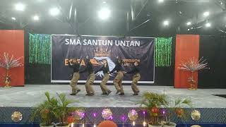 Juara favorit lomba dance