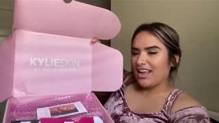UNBOXING KYLIE SKIN PRODUCTS
