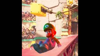 Luigi shivers in fear upon meeting Donkey Kong in the Great Ring of Kong #supermariobros #luigi #dk