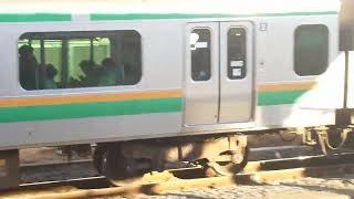 E233系3000番台横コツE-12編成+横コツE-74編成・E231系1000番台宮ヤマU-584編成大宮駅発車