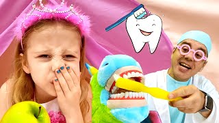 Nastya a perdu une dent et a reçu des cadeaux de la fée des dents