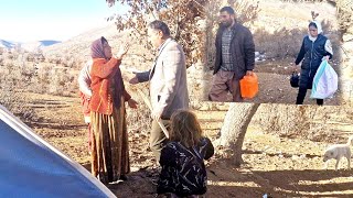 Nomadic life: Mirza's expulsion from Sahar's heart. Hamed's request for help