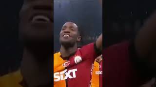 Batshuayi 3’lü show ❤️💛