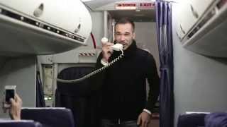 L.O.S decided to grab the plane intercom - Air Inuit -