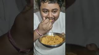 আজকে বন্ধুদের Maggi 🍜একটা নতুন রেসিপি বানিয়ে খাওয়ালাম।। Chilli Garlic Maggi😋😋।। @SkY_947#food