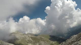 Výstup na Vichren, vrholová timelapse oblačnosti