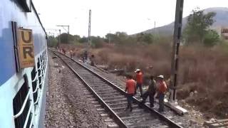 Riding behind a WDM3D on 11011 Lonvala-Pune