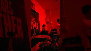 Threesixty - Menghilang Dan Berarti (cover jalam terbaik) Live at hexa space