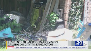 Jackson neighbor upset with code violations in city